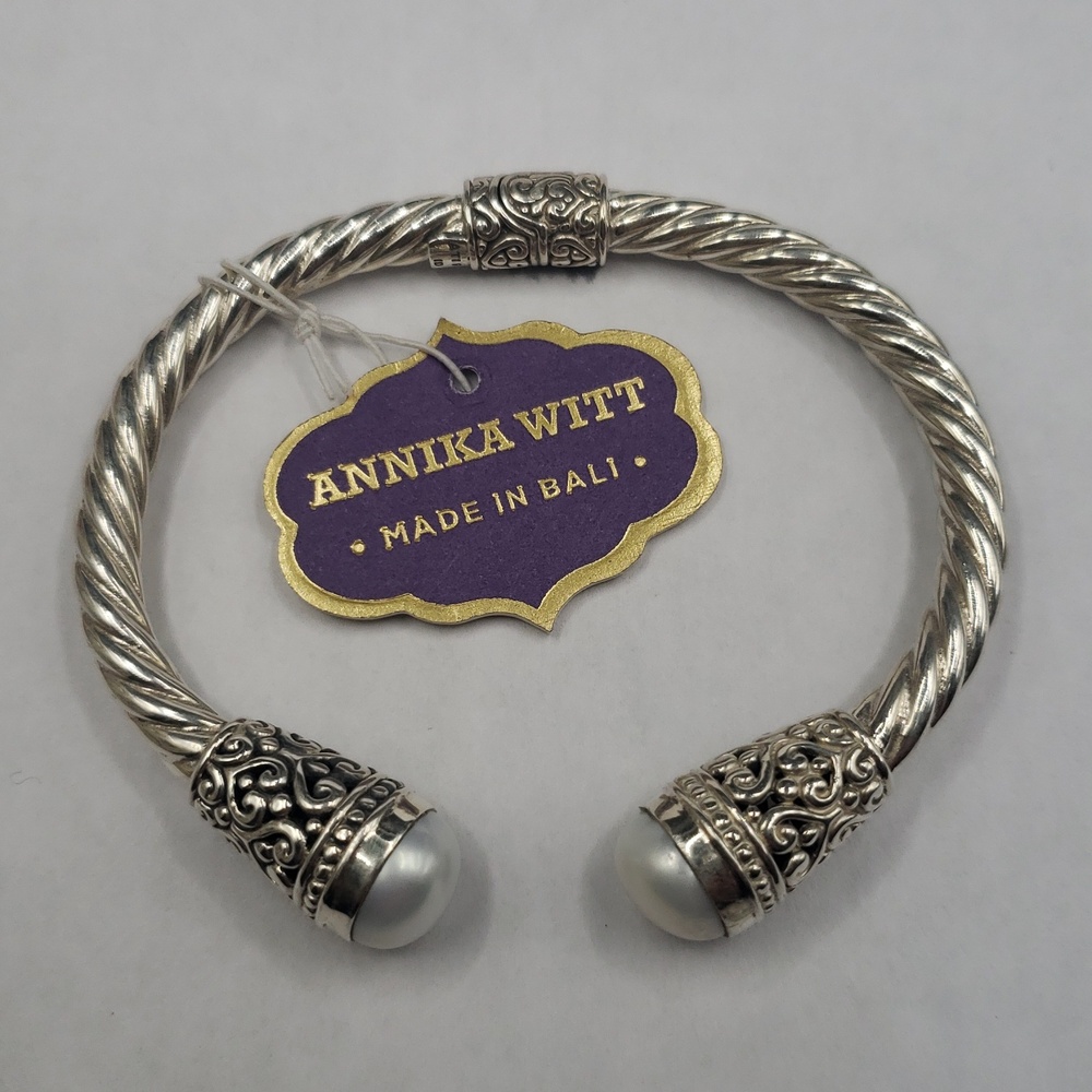 Annika Witt Sterling Silver Cultured Pearl Hinged Bangle Bracelet